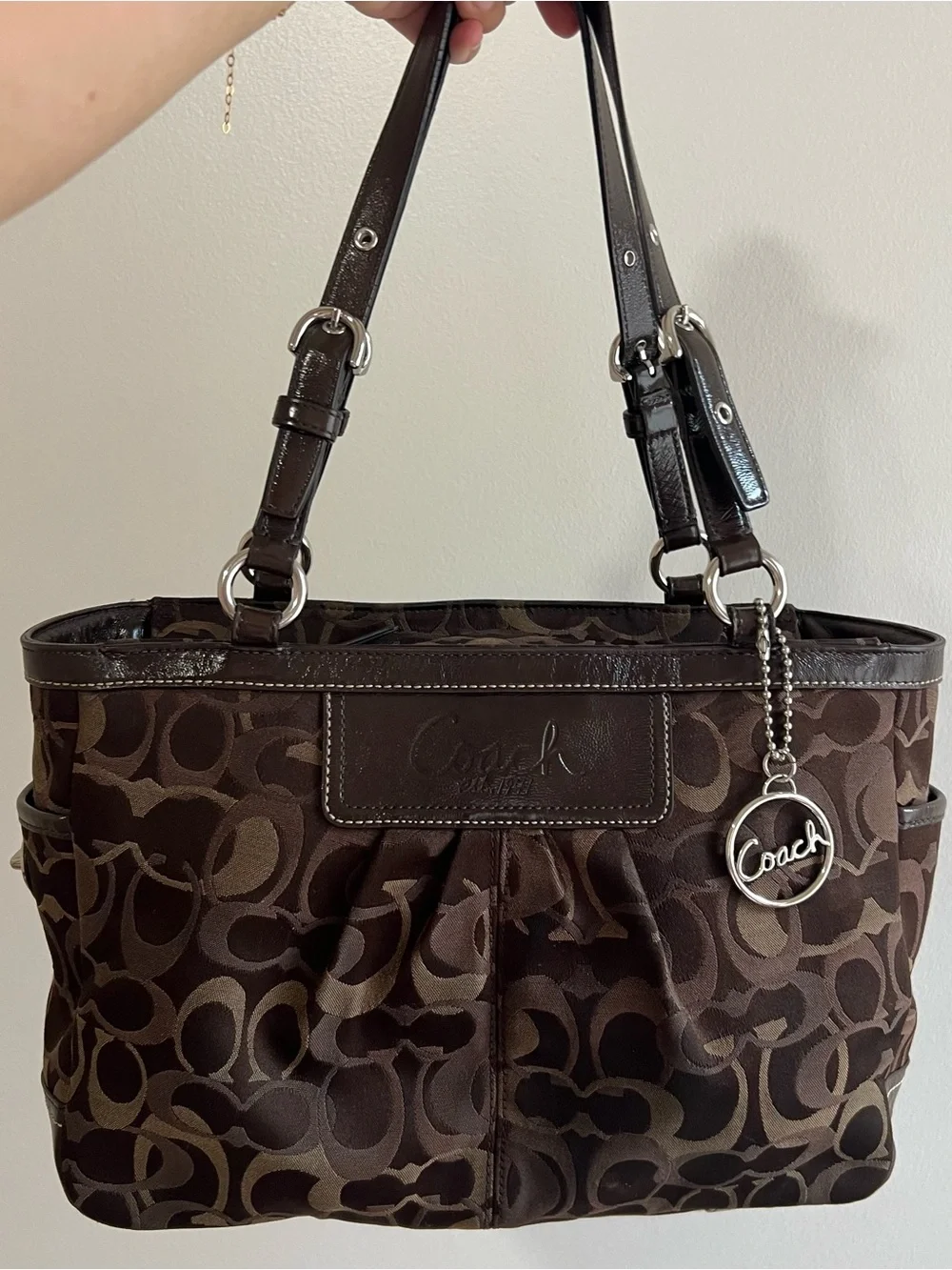 Coach Signature Brown Optic Signature Gallery Tote Shoulder Bag